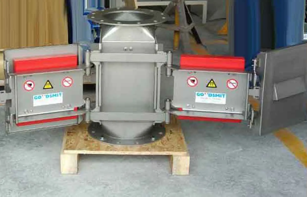 goudsmit external pole magnet